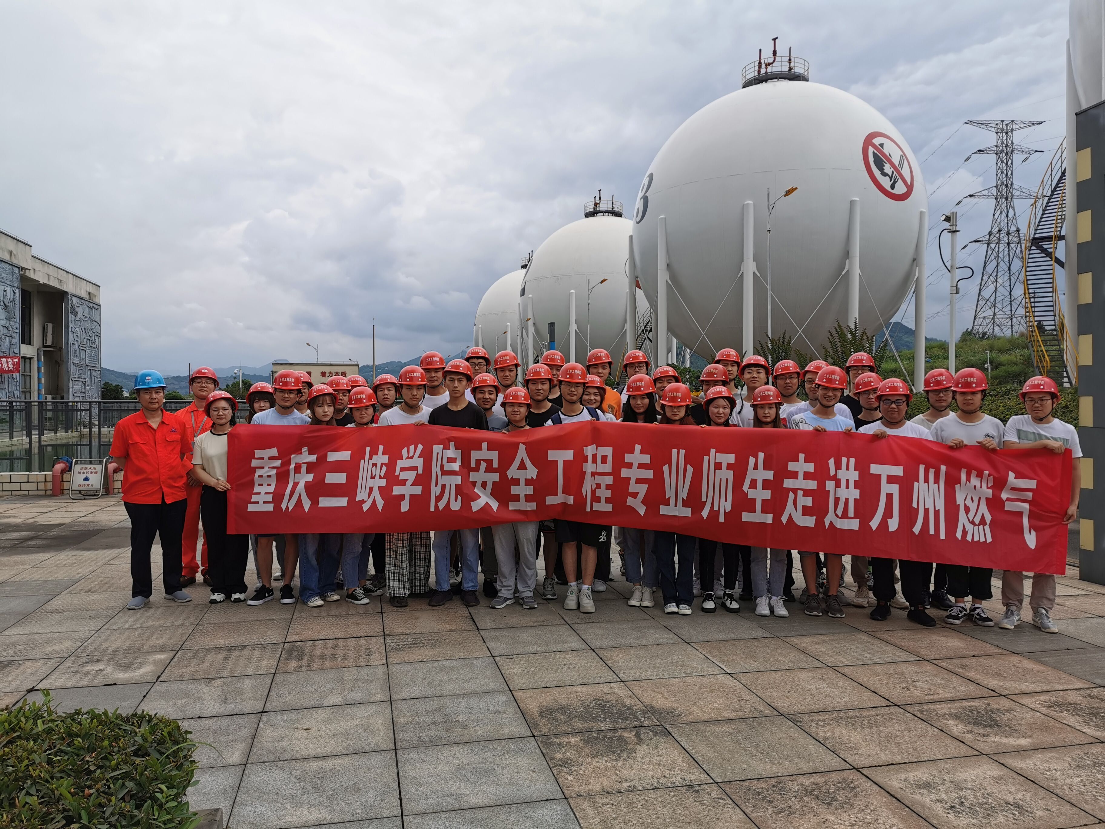 1686013769407941.png 1686013769407941.png